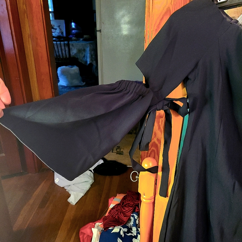 Do+Be Off Shoulder Tie Sleeve Midi Dress. - Picture 5 of 7